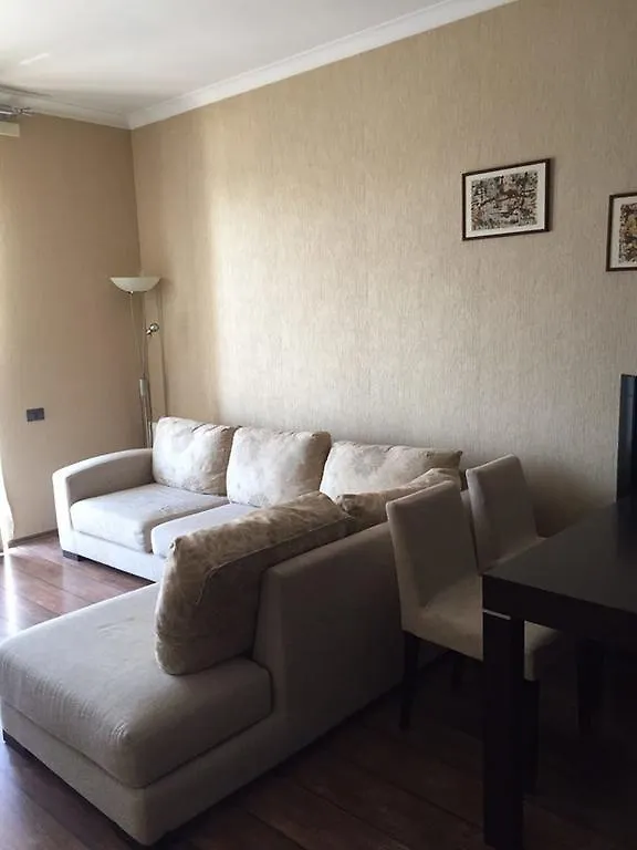 Hatai Avenue 38 Apartment location